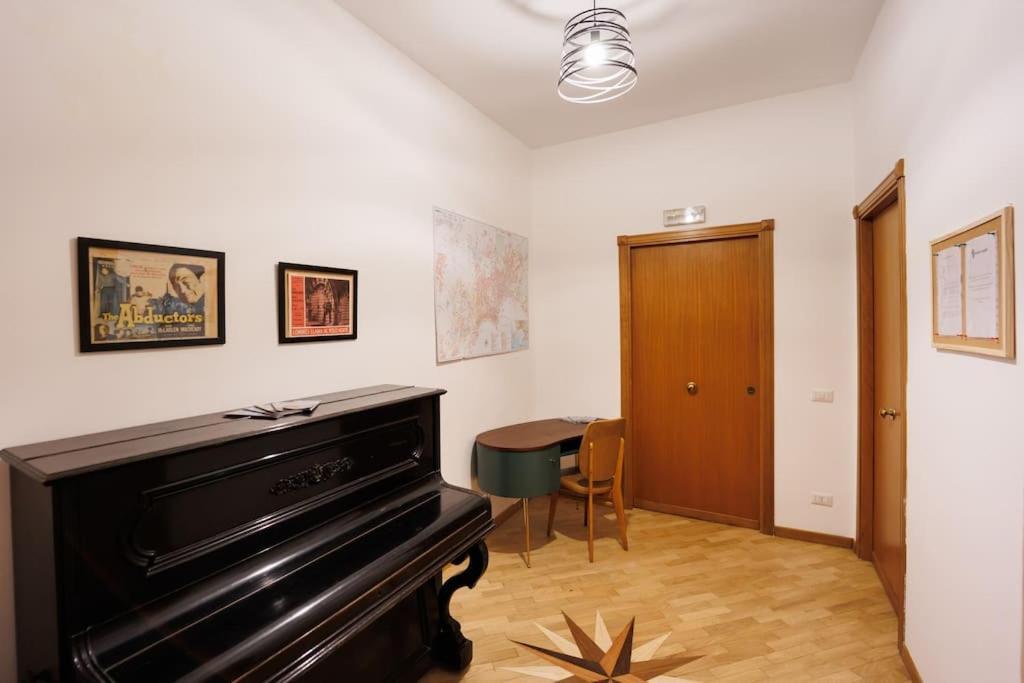 Dante For Group And Family By Houseinnaples *