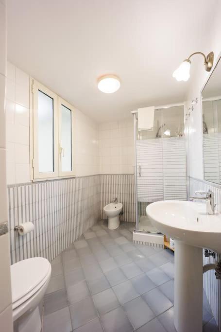 Apartment Dante For Group And Family By Houseinnaples *