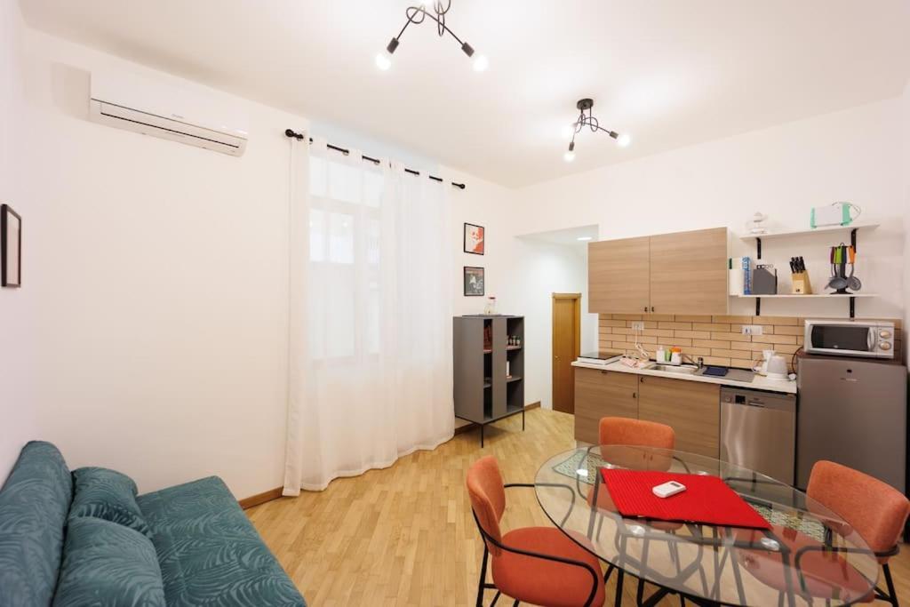Apartment Dante For Group And Family By Houseinnaples Naples