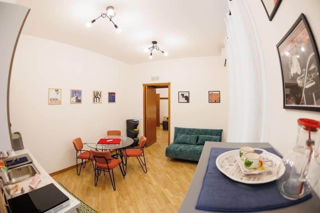 Apartment Dante For Group And Family By Houseinnaples Naples