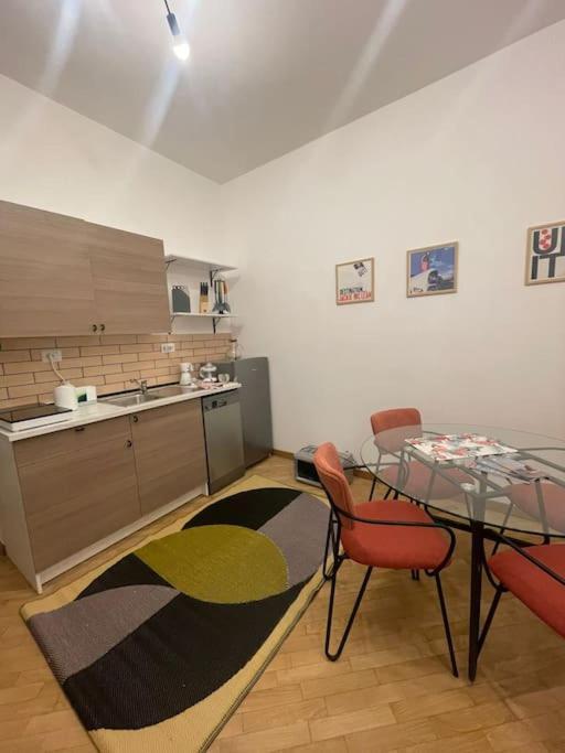 Apartment Dante For Group And Family By Houseinnaples *