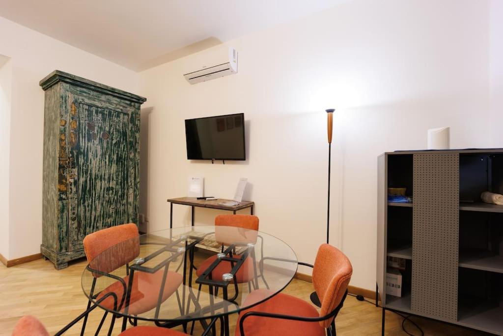 Dante For Group And Family By Houseinnaples Naples