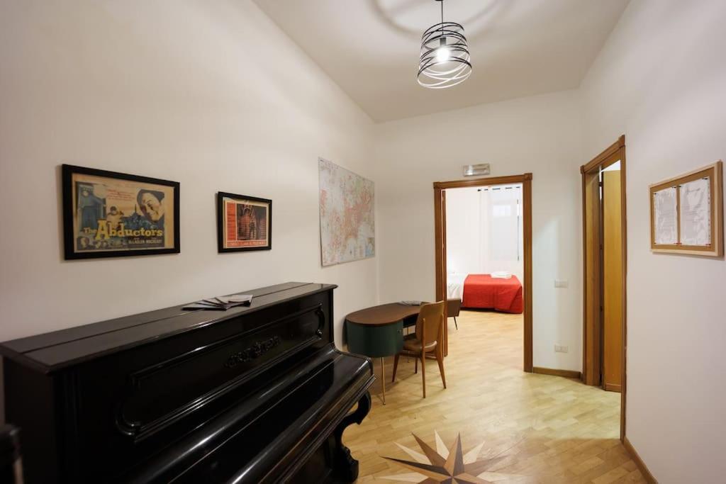 Apartment Dante For Group And Family By Houseinnaples *